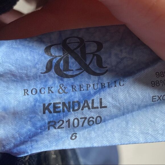 Rock & Republic | Denim Mid Rise Kendall Capri’s - Picture 7 of 9